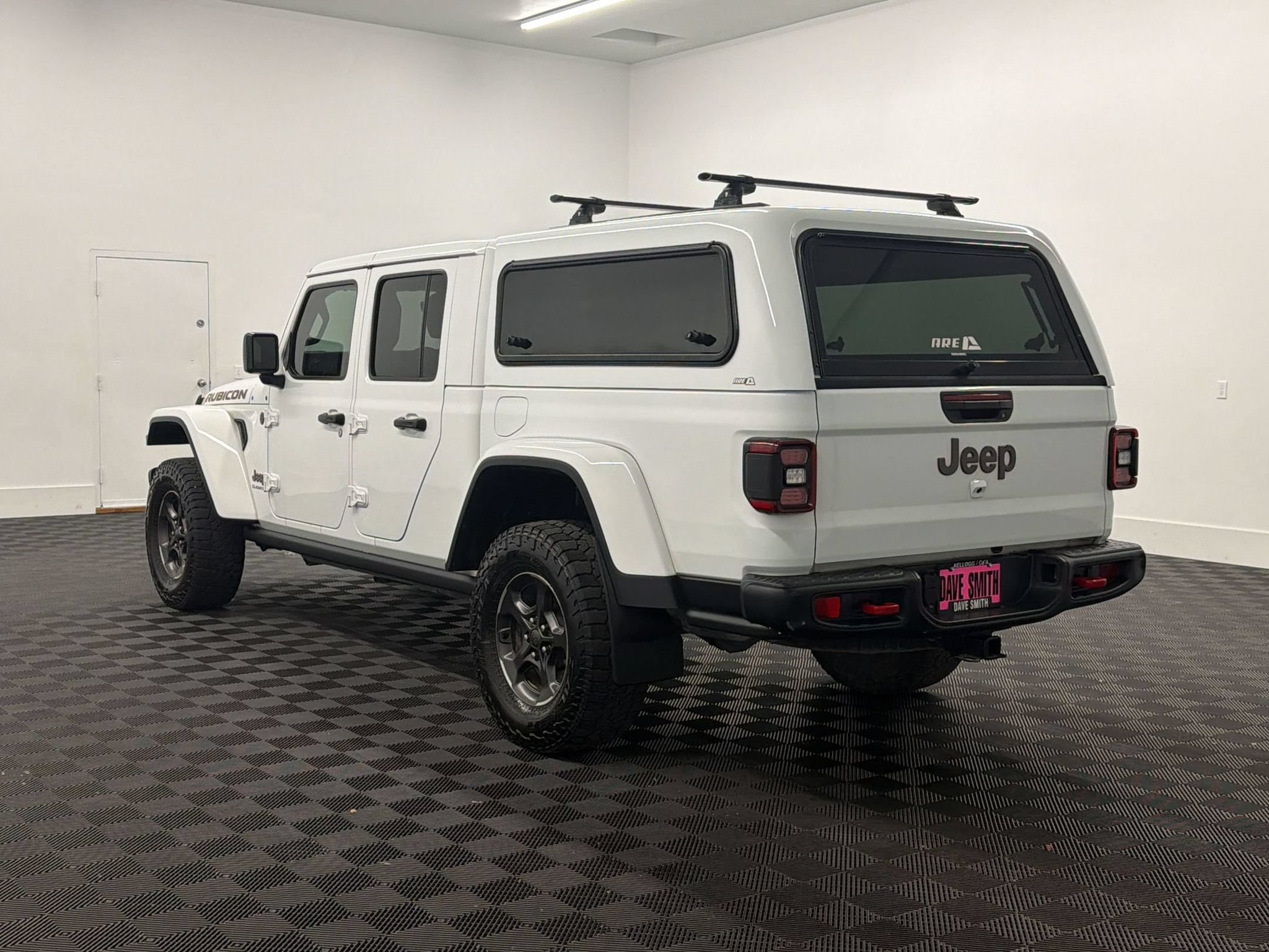 Used 2020 Jeep Gladiator Rubicon AWD/4WD image 3