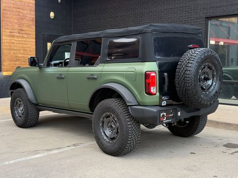 Used 2022 Ford Bronco Big Bend w/ Sasquatch Package AWD/4WD image 14