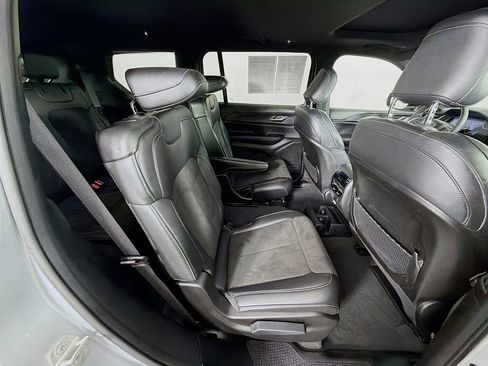Certified 2023 Jeep Grand Cherokee L Laredo AWD/4WD image 40