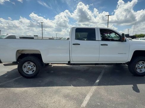 Used 2019 Chevrolet Silverado 2500 W/T w/ Snow Plow Prep Package AWD/4WD image 9