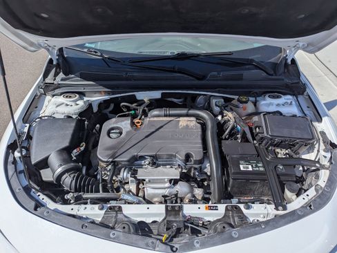 Used 2018 Chevrolet Malibu LS image 50