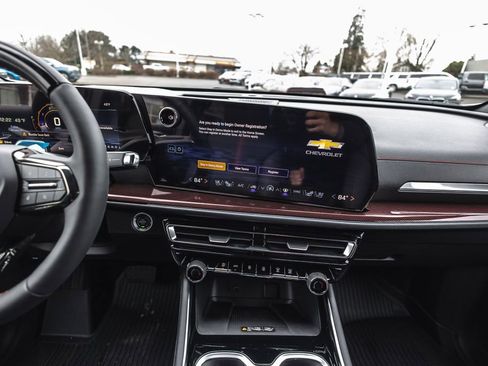 New 2026 Chevrolet Traverse RS w/ LPO, Floor Liner Package image 25