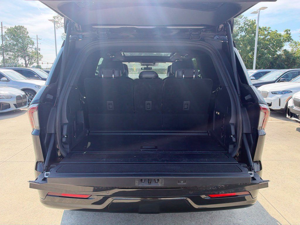 Used 2025 Lincoln Navigator Black Label AWD/4WD image 29