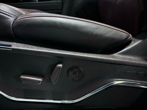 Used 2025 Ford F250 King Ranch w/ FX4 Off-Road Package image 24