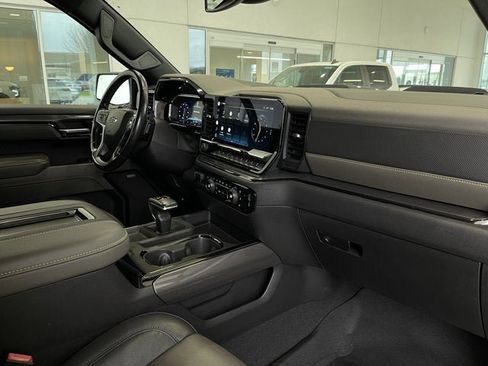 Used 2022 Chevrolet Silverado 1500 ZR2 image 20