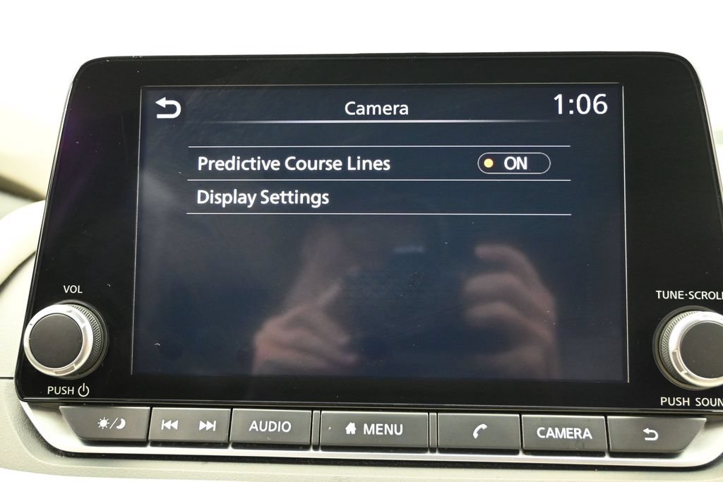 Used 2025 Nissan Rogue SV AWD/4WD image 37
