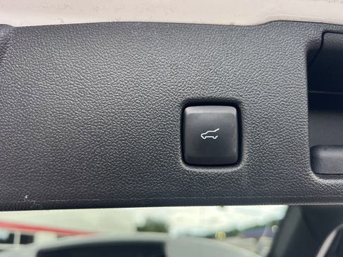 Used 2023 Ford Escape Active image 10