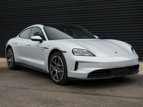Certified 2025 Porsche Taycan 4S AWD/4WD image 41