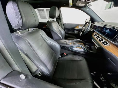 Used 2022 Mercedes-Benz GLS 450 4MATIC image 27