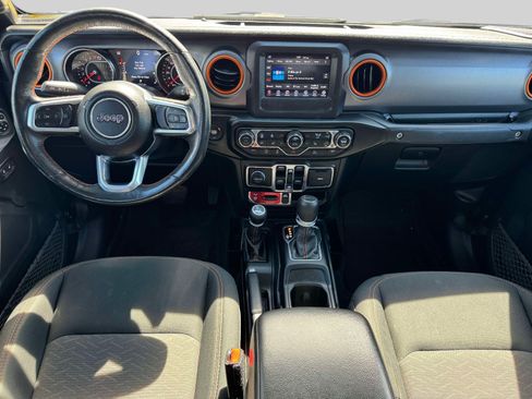 Used 2021 Jeep Gladiator Mojave w/ Cold Weather Group AWD/4WD image 2