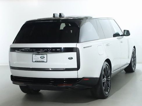 Certified 2022 Land Rover Range Rover Long Wheelbase SE image 9