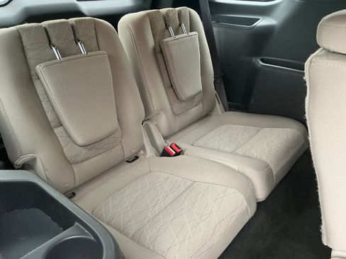 Used 2012 Ford Explorer FWD image 12