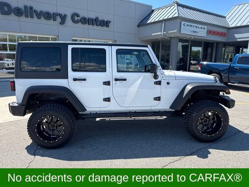 Used 2017 Jeep Wrangler Unlimited Sport w/ Quick Order Package 24S AWD/4WD image 4