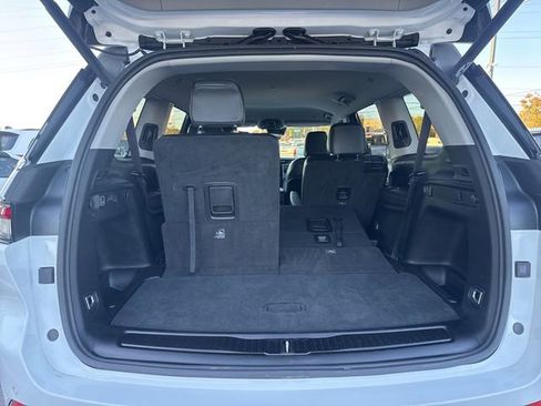 Used 2023 Jeep Grand Cherokee L Limited image 31