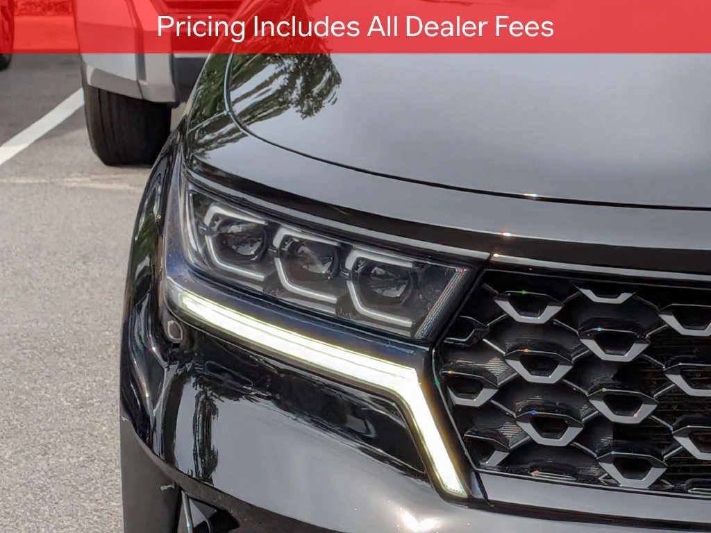 Used 2023 Kia Sorento SX AWD/4WD image 10