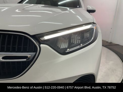 Used 2025 Mercedes-Benz GLC 300 image 31