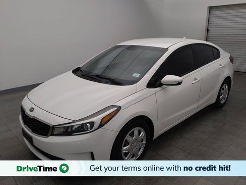 Used 2018 Kia Forte LX FWD image 1
