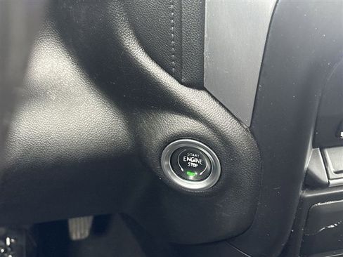 Certified 2020 GMC Sierra 1500 SLE w/ SLE Value Package image 16