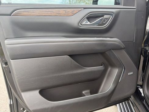 Used 2023 Chevrolet Tahoe Premier w/ Premium Package 2 image 10