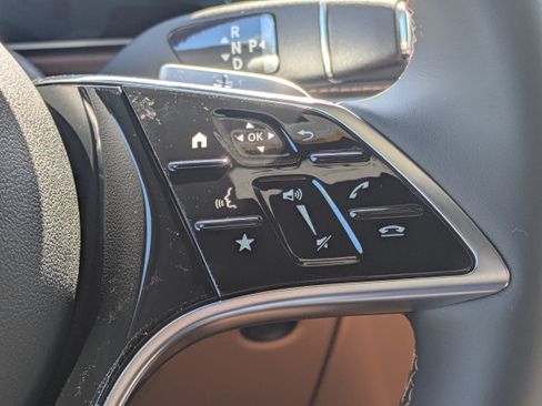 New 2027 Mercedes-Benz G 580 e image 25