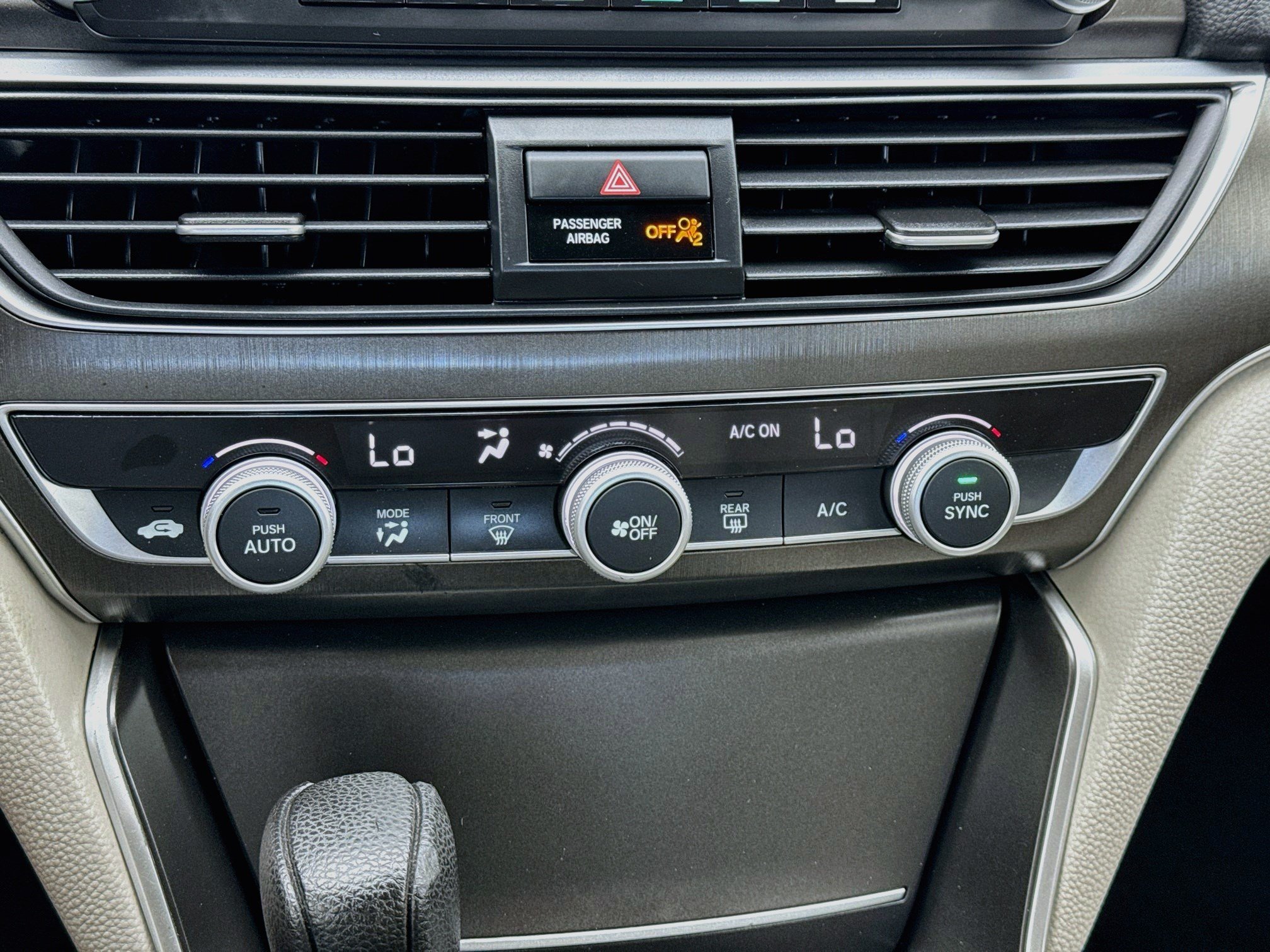 Used 2019 Honda Accord LX image 12