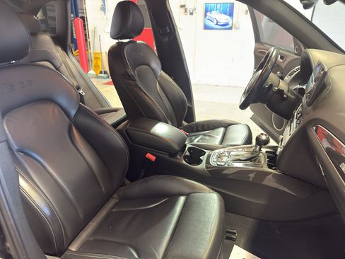Used 2016 Audi SQ5 Premium Plus w/ Technology Package AWD/4WD image 23