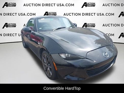 Used 2020 MAZDA MX-5 Miata RF Grand Touring image 3