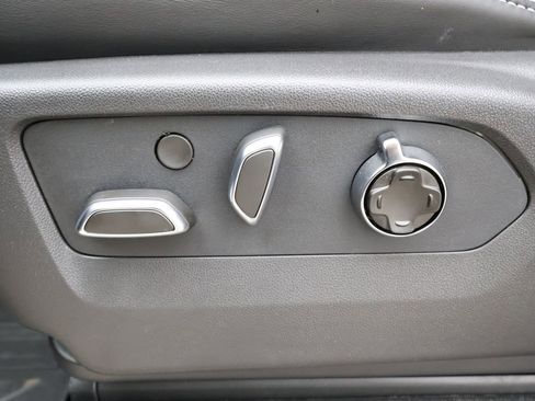 New 2026 GMC Yukon XL AT4 Ultimate image 15