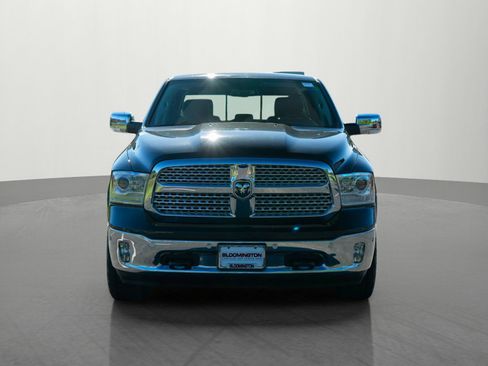 Used 2017 RAM 1500 Laramie w/ Convenience Group AWD/4WD image 2