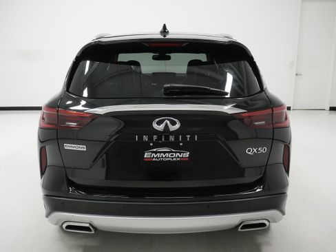 Used 2019 INFINITI QX50 Essential w/ Cargo Package image 5