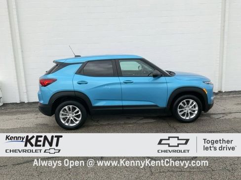 Certified 2025 Chevrolet TrailBlazer LS w/ LS Convenience Package image 2