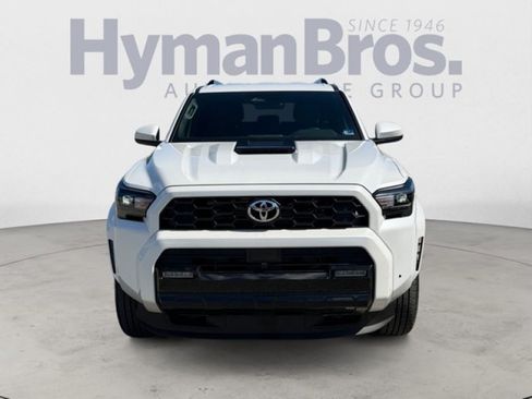 Used 2025 Toyota 4Runner TRD Sport AWD/4WD image 8