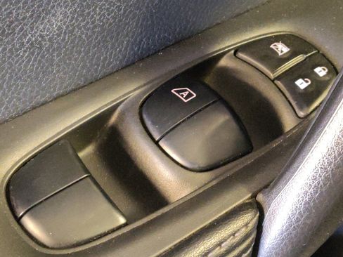 Used 2019 Nissan Rogue Sport S w/ Appearance Package image 27