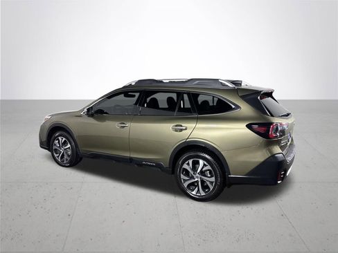 Used 2022 Subaru Outback Touring image 8