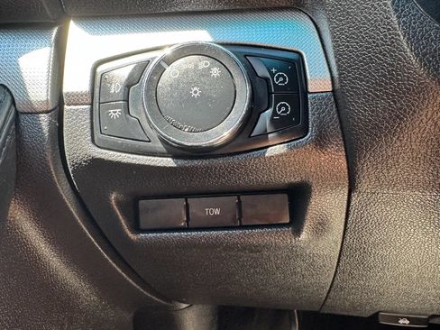 Used 2013 Ford Explorer XLT AWD/4WD image 14