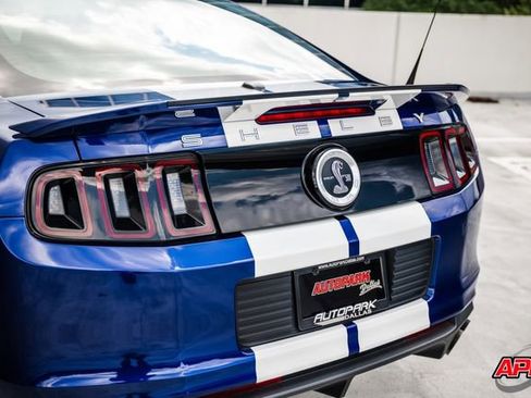 Used 2013 Ford Mustang Shelby GT500 RWD image 36