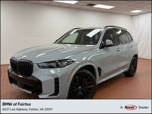 Used 2026 BMW X5 xDrive40i w/ M Sport Package image 1
