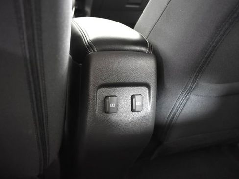 Certified 2023 Nissan Kicks SV image 24