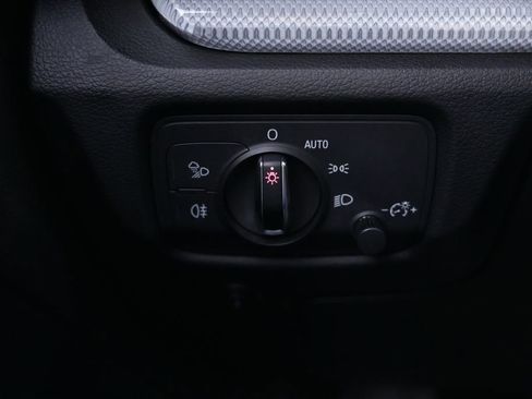 Used 2016 Audi A3 e-tron Premium Plus image 52