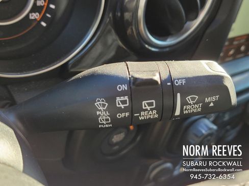 Used 2021 Jeep Wrangler Unlimited Sahara image 32