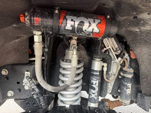 Used 2025 Ford F250 Platinum image 9