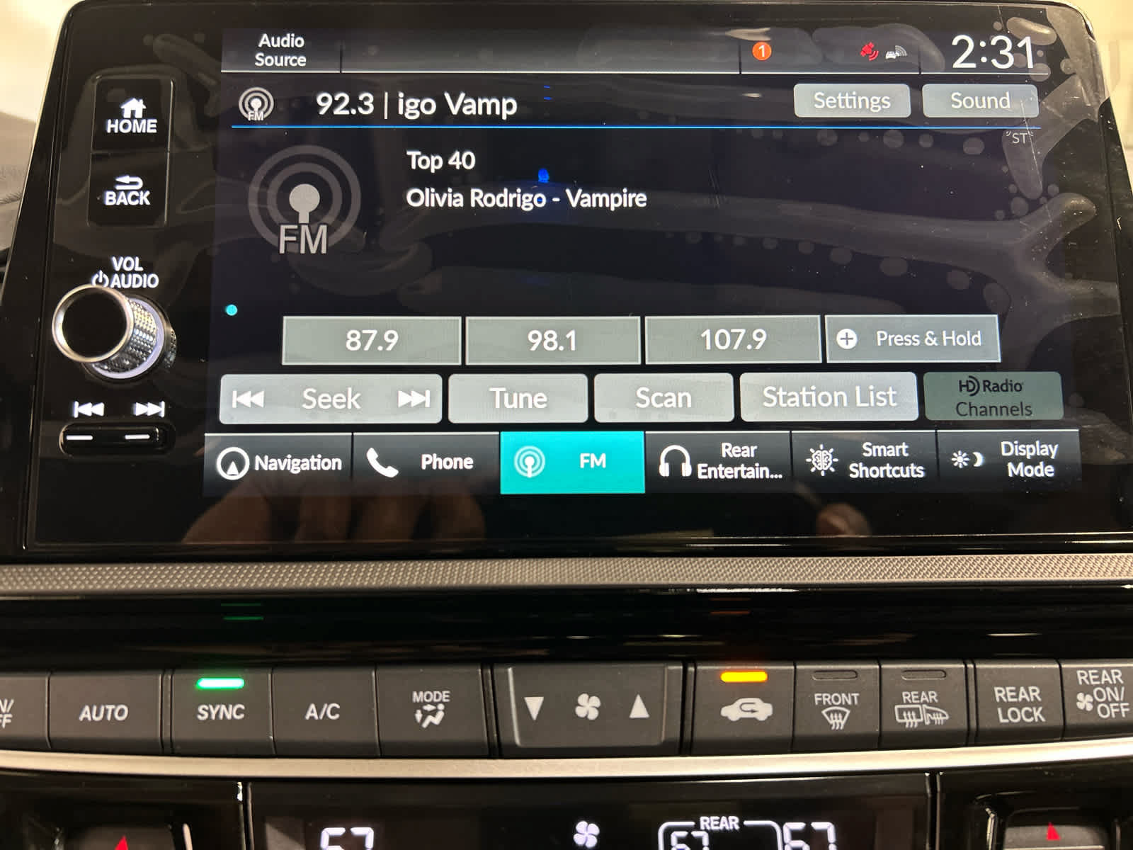 New 2027 Honda Odyssey Elite image 17