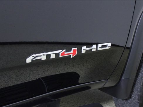 Used 2022 GMC Sierra 2500 AT4 AWD/4WD image 10