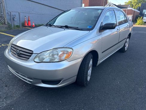 Used 2004 Toyota Corolla CE image 1