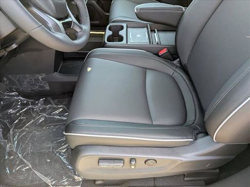 New 2026 Honda Odyssey Touring image 4