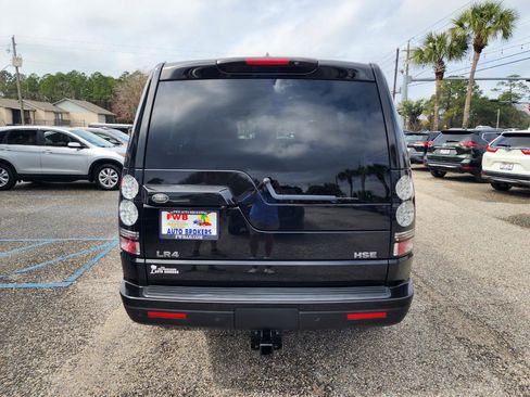 Used 2015 Land Rover LR4 HSE image 4