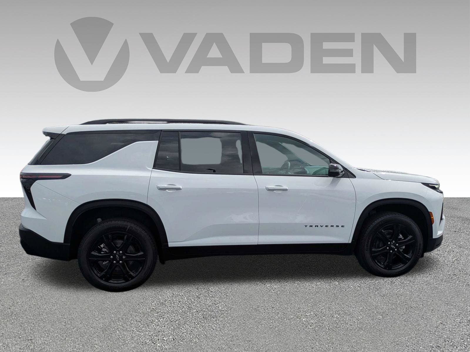 New 2027 Chevrolet Traverse LT w/ Midnight/Sport Edition AWD/4WD image 25