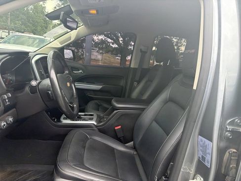 Used 2022 Chevrolet Colorado ZR2 AWD/4WD image 9