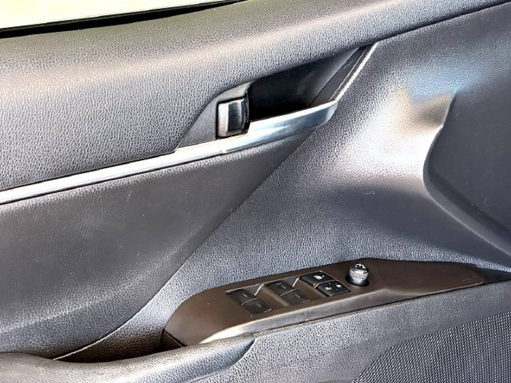 Certified 2023 Toyota Camry SE FWD image 11
