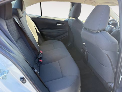 Used 2020 Toyota Corolla LE w/ LE Convenience Package image 18